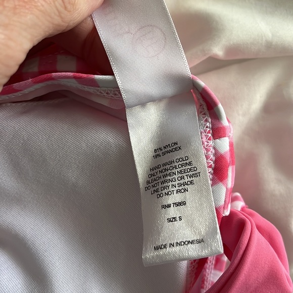 Lauren James gingham bikini 💗 - Picture 5 of 11